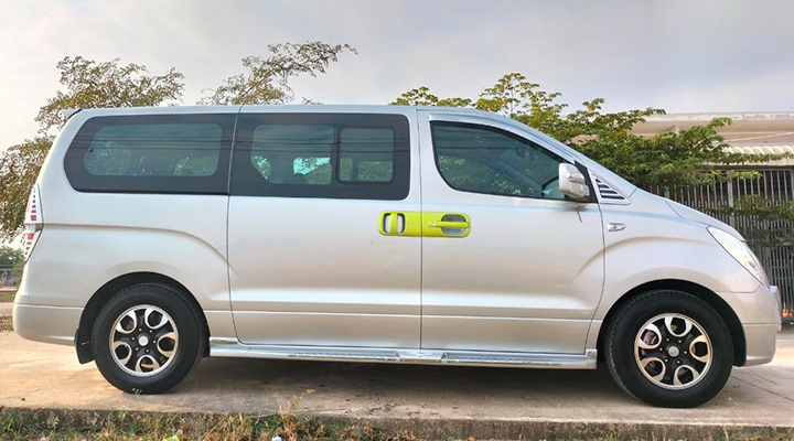 Cambodia Golden Tour Van Transportation